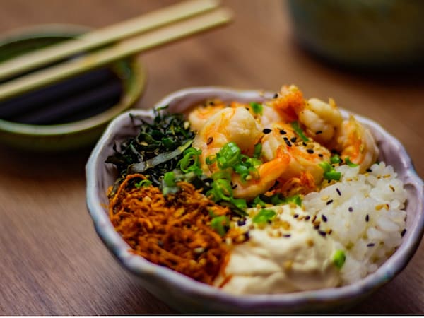 Poke Salmão e Camarão